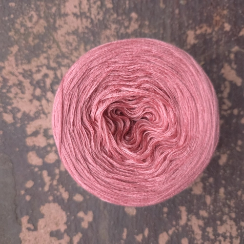 merino 100%  500m 4 nitki róż  140g